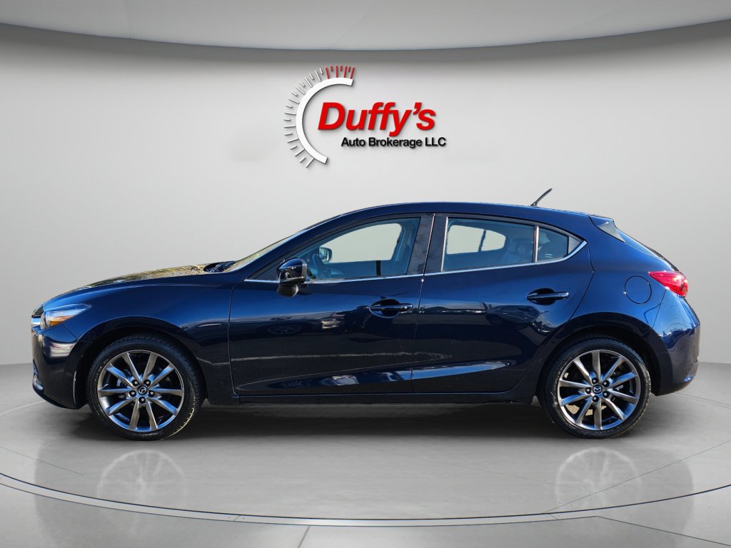 Used 2018 MAZDA MAZDA3 Touring image 18