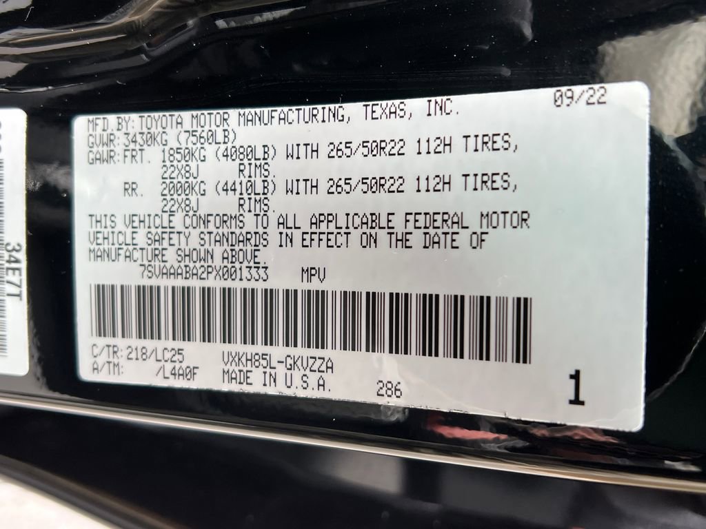 Used 2023 Toyota Sequoia Capstone AWD/4WD image 29