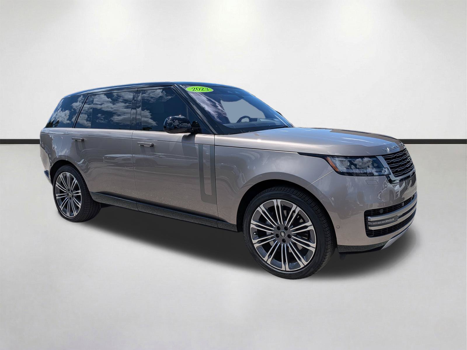 Used 2023 Land Rover Range Rover Long Wheelbase SE