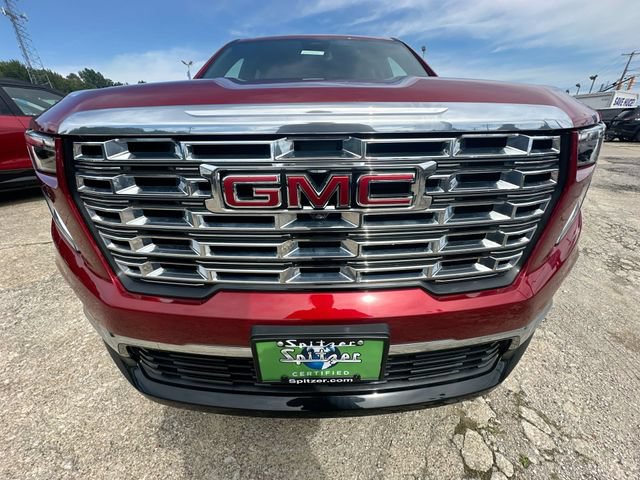 Used 2025 GMC Acadia Denali w/ LPO, Floor Liner Package FWD image 34
