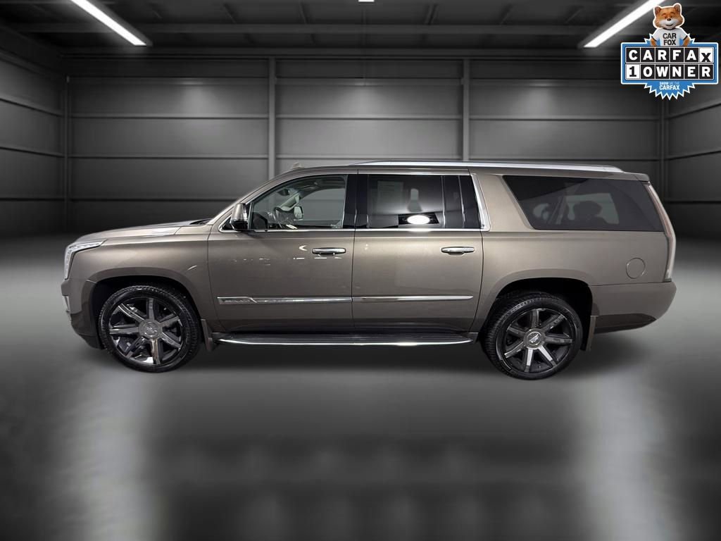 Used 2015 Cadillac Escalade ESV Luxury image 3