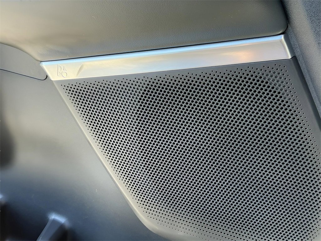 Certified 2025 Ford Expedition Max Platinum image 27