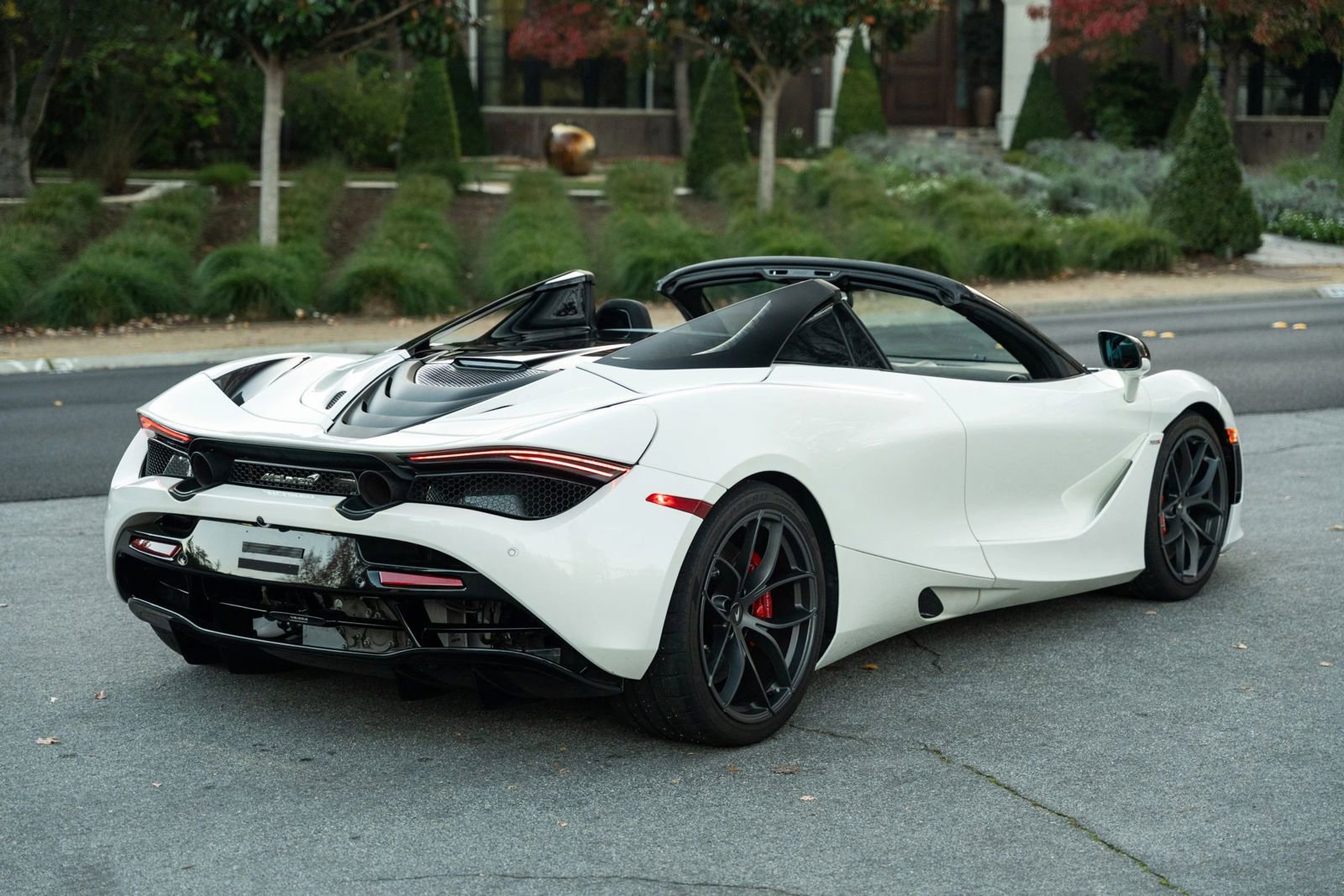 Used 2021 McLaren 720S Spider image 46