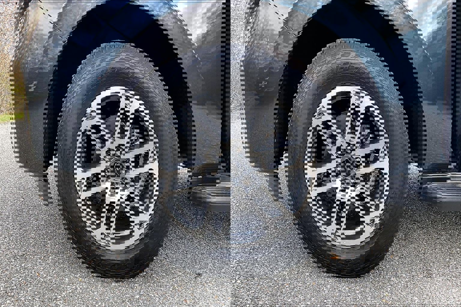 New 2026 Ford Expedition Active image 11