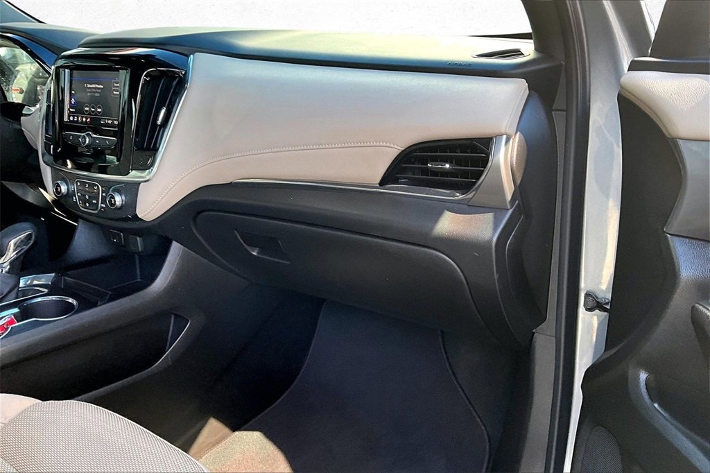 Used 2023 Chevrolet Traverse LS w/ Safety Package image 27