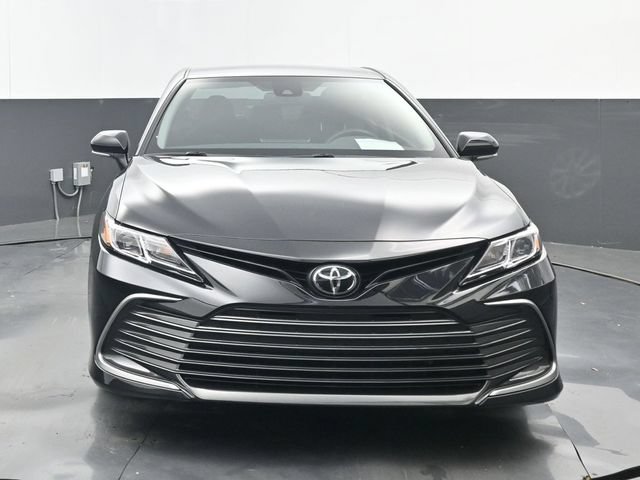 Used 2023 Toyota Camry LE w/ Convenience Package FWD image 21