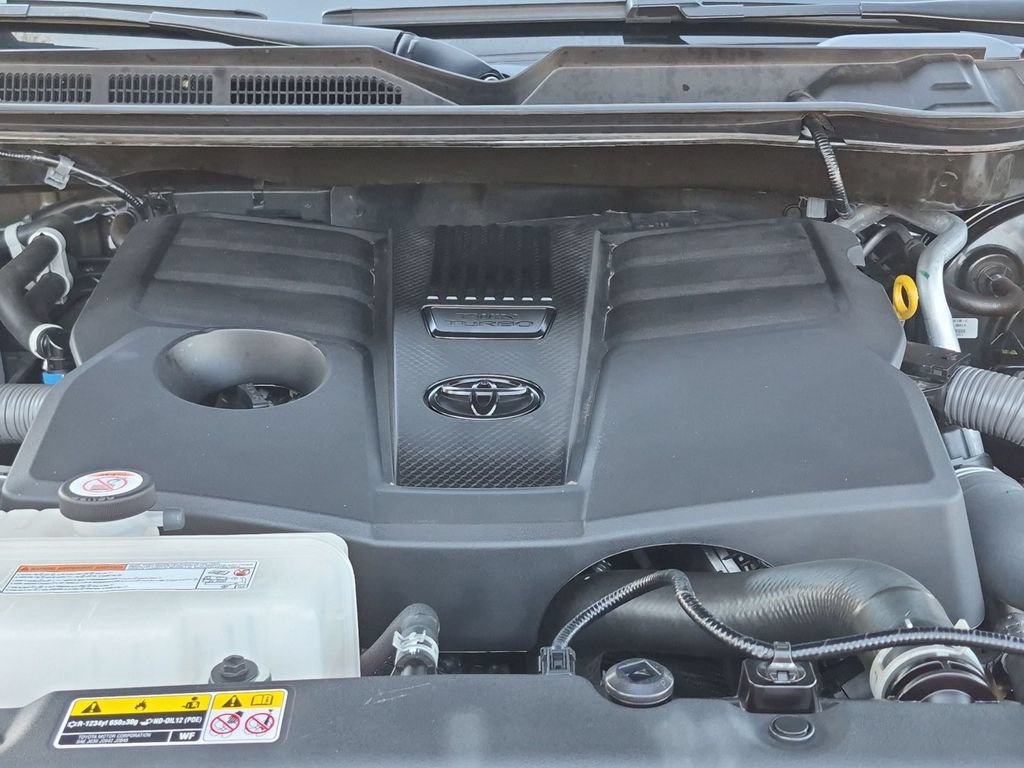 Used 2023 Toyota Tundra Limited w/ TRD Off-Road Package AWD/4WD image 34