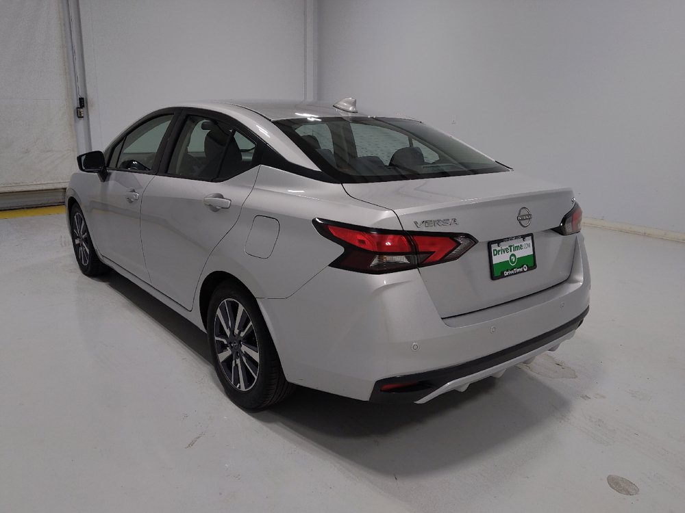 Used 2023 Nissan Versa SV FWD image 5