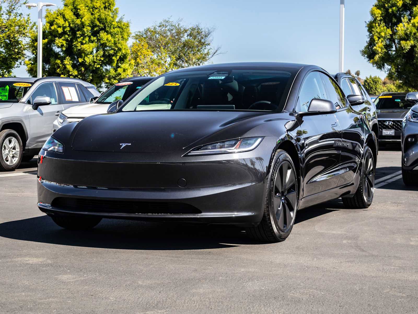 Used 2025 Tesla Model 3 Long Range RWD image 3