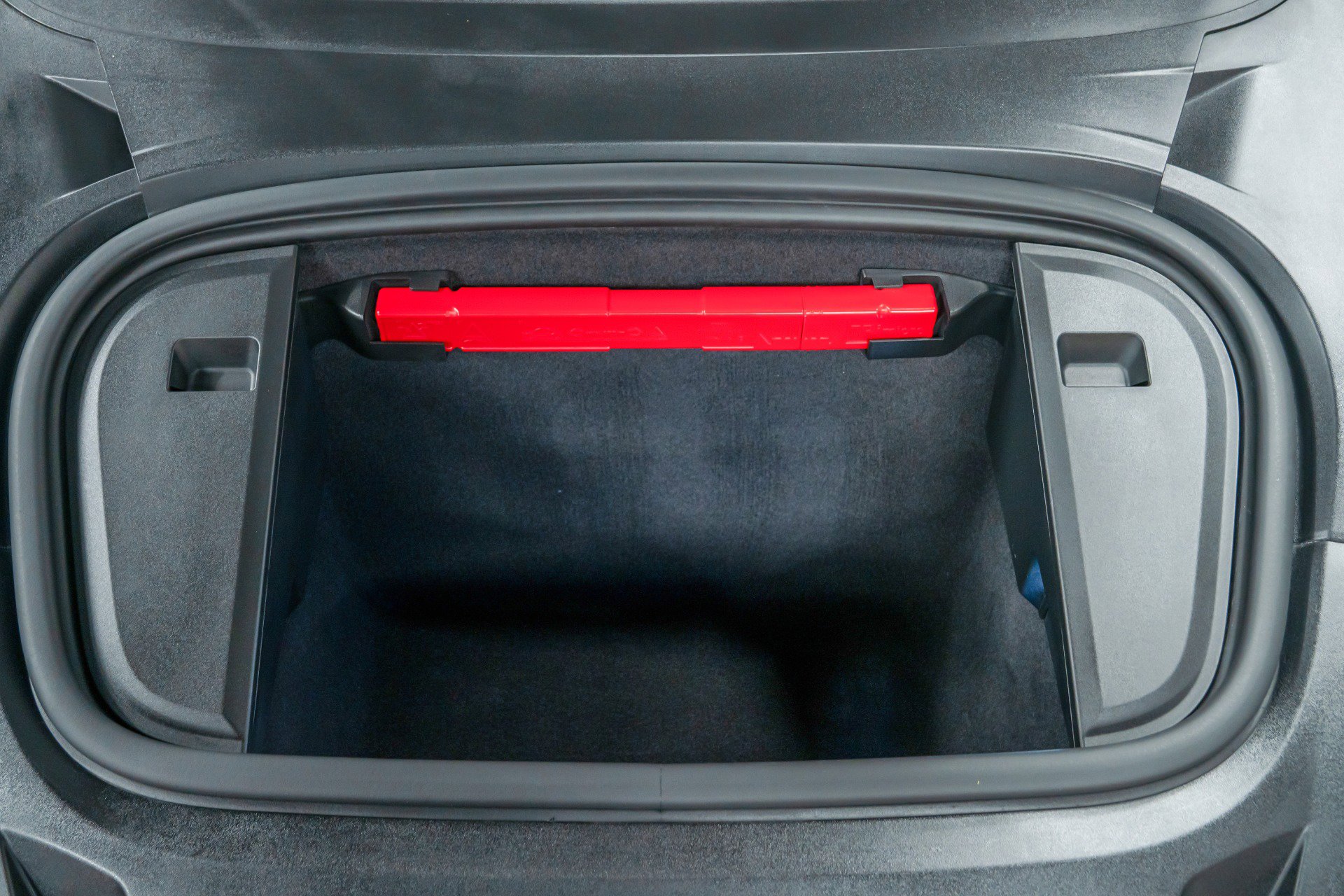 Used 2022 Porsche Taycan Turbo S image 11