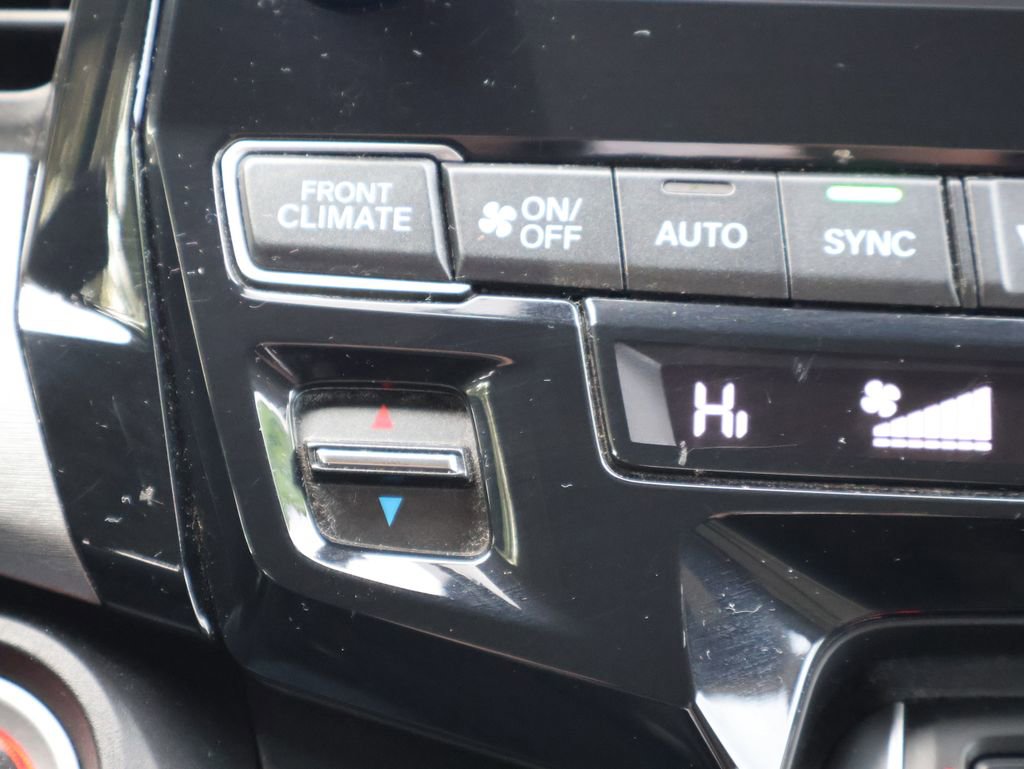 Used 2023 Honda Odyssey EX-L image 27