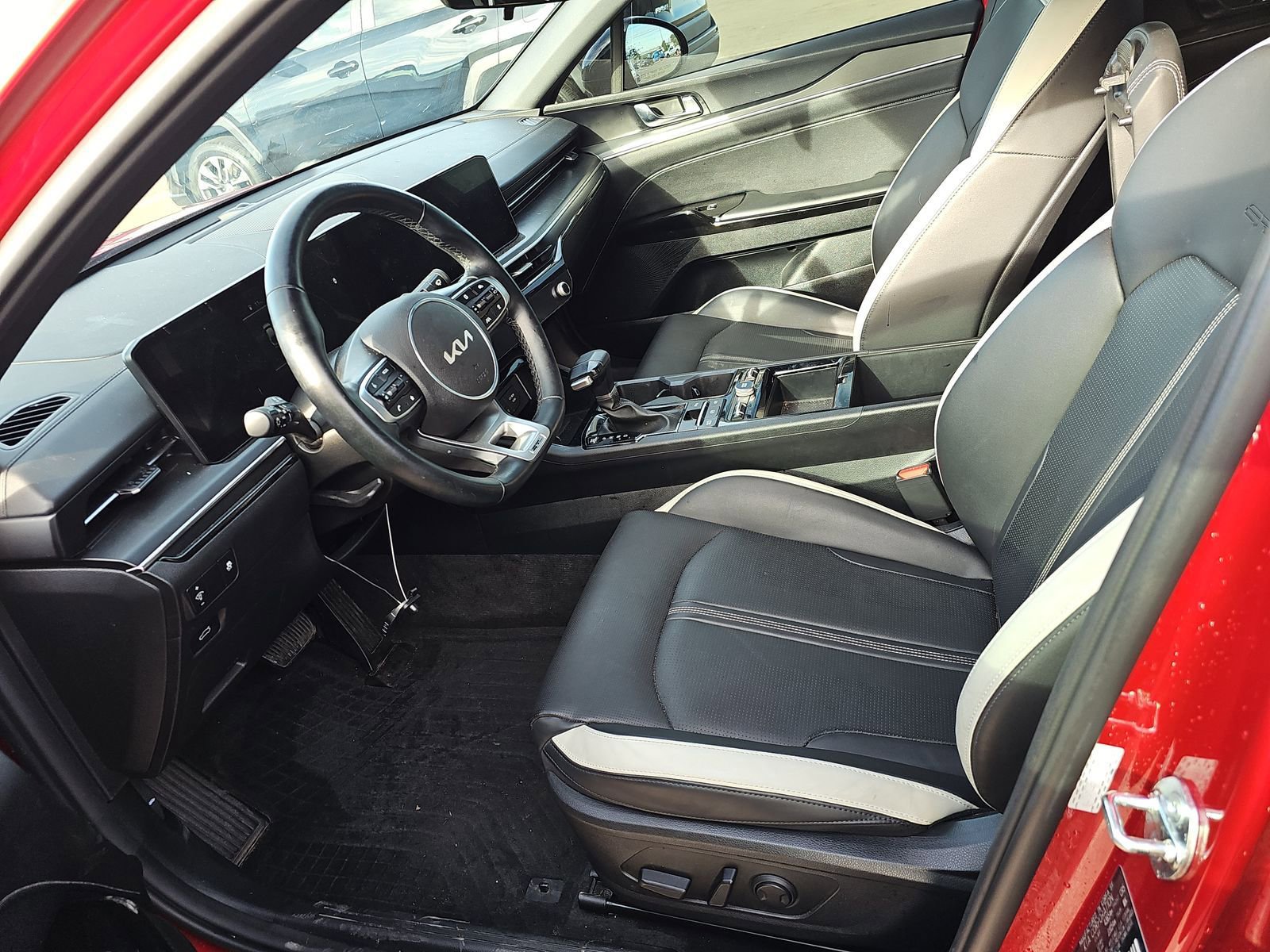 Used 2025 Kia K5 GT-Line image 3