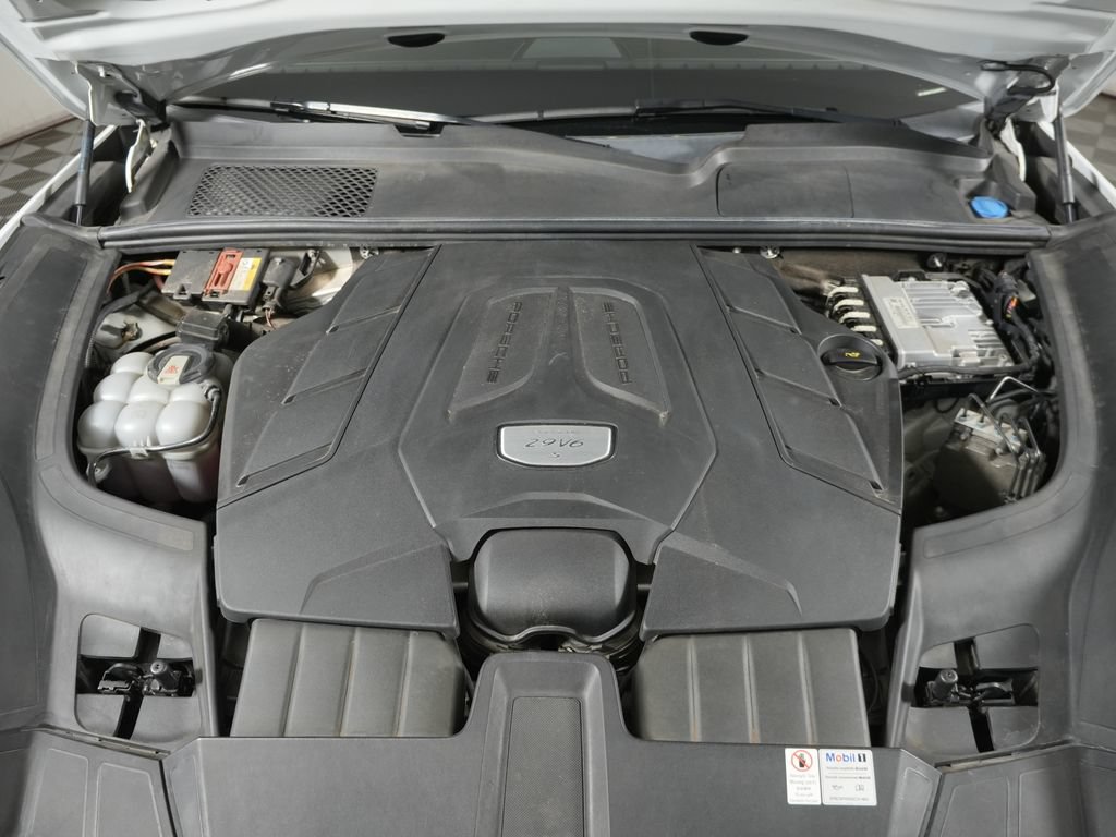 Certified 2020 Porsche Cayenne S AWD/4WD image 46