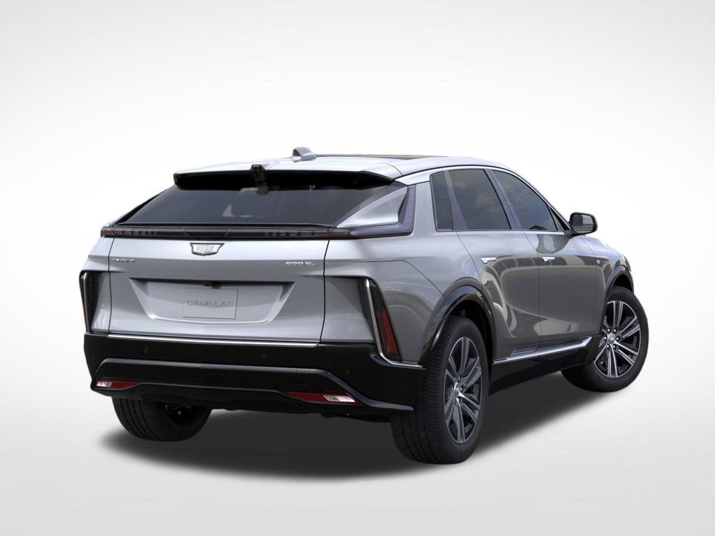 New 2026 Cadillac Lyriq Luxury AWD/4WD image 4