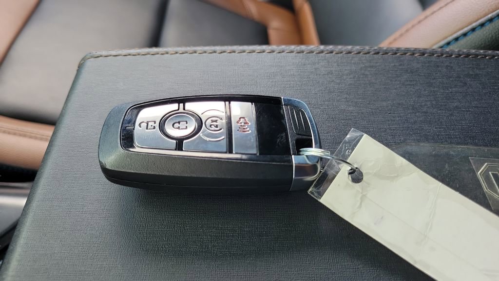 Used 2024 Ford Bronco Outer Banks image 35