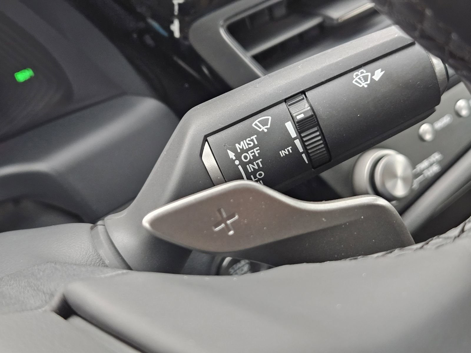 Used 2025 Lexus ES 350 w/ Accessory Package (Z2) FWD image 28