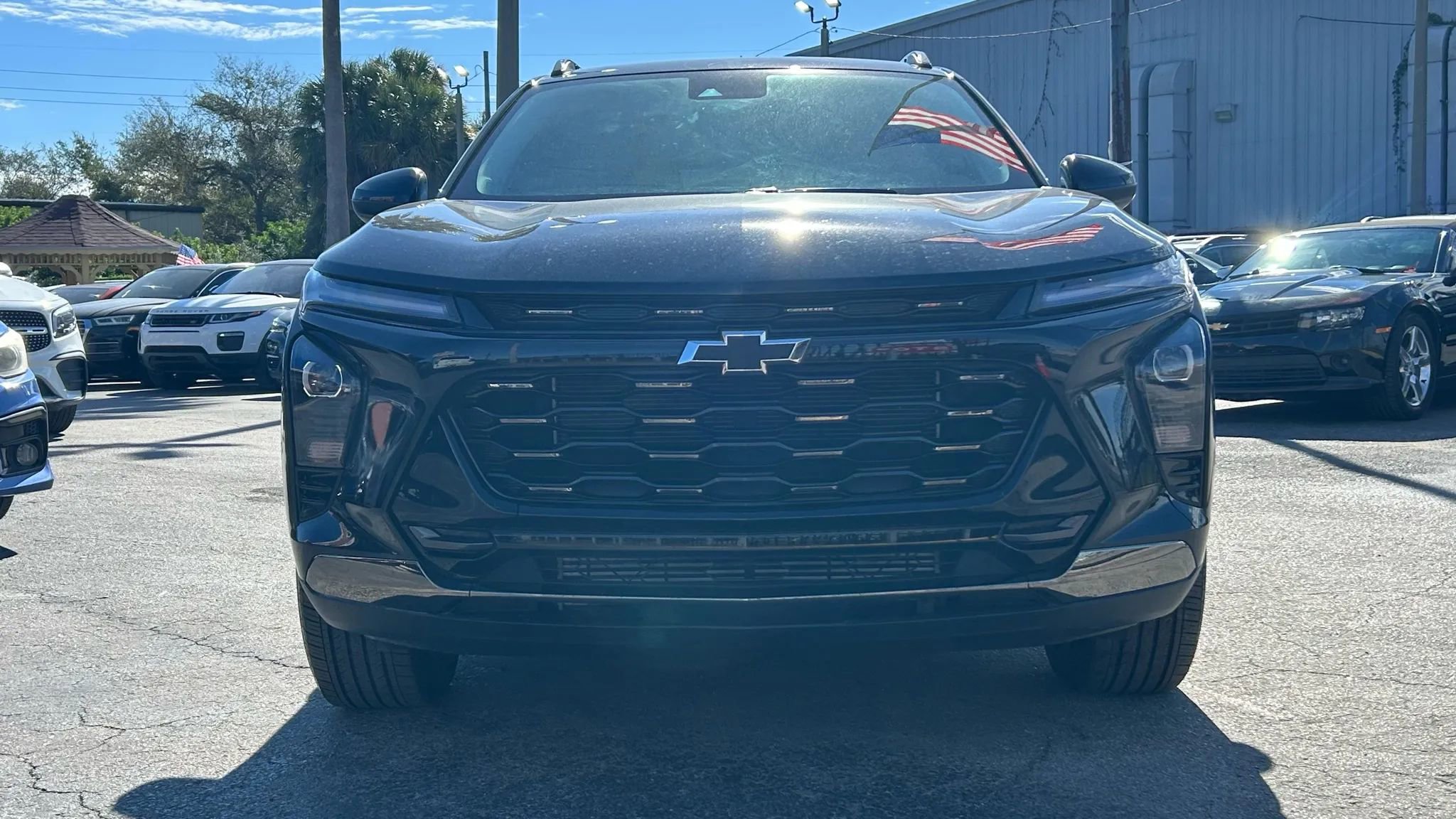 Used 2025 Chevrolet Trax ACTIV w/ Driver Confidence Package image 3