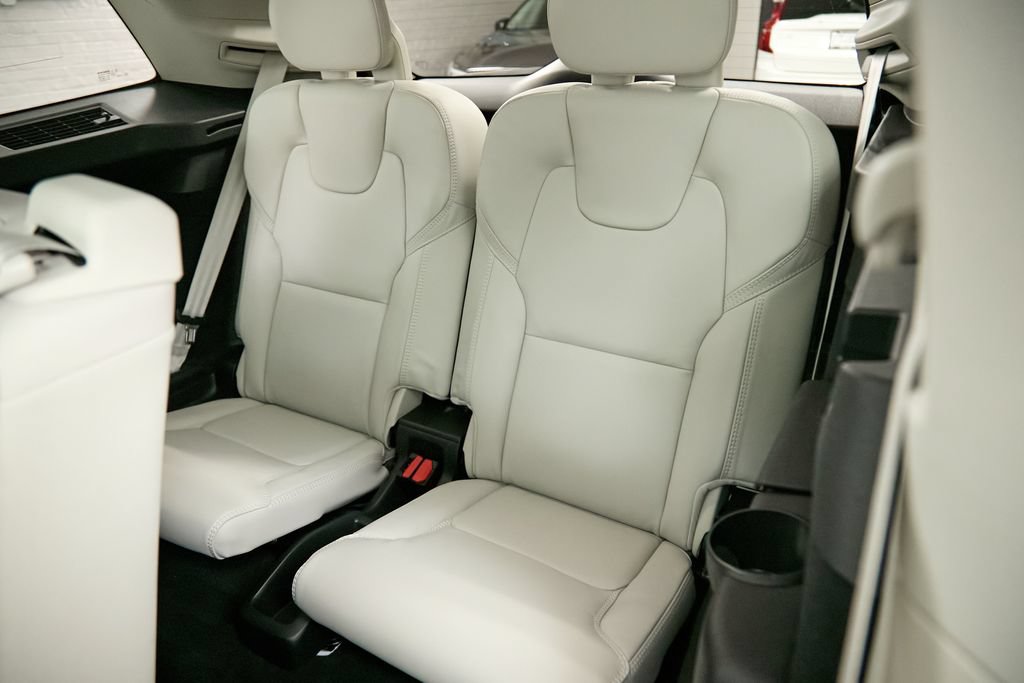 Certified 2024 Volvo XC90 B6 Ultimate w/ Protection Package Premier AWD/4WD image 23