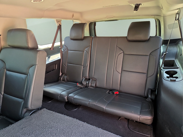 Used 2020 Chevrolet Suburban LT AWD/4WD image 13