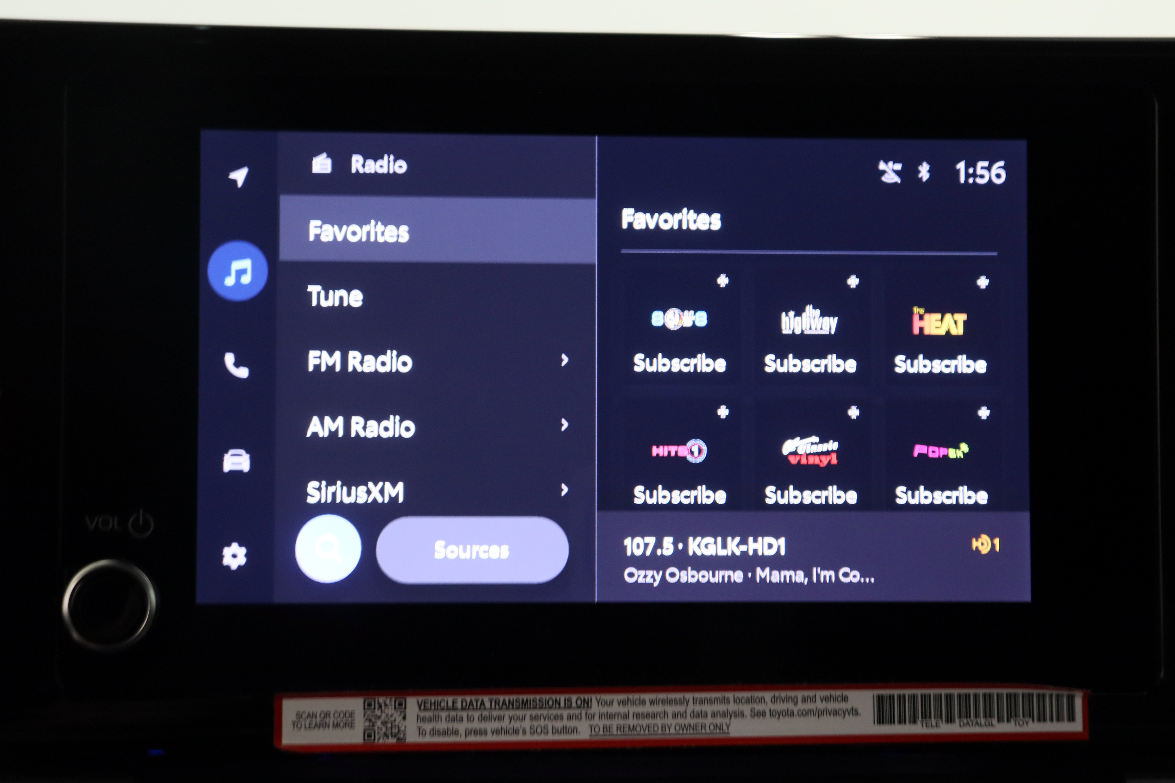 Used 2025 Toyota Sienna LE image 19