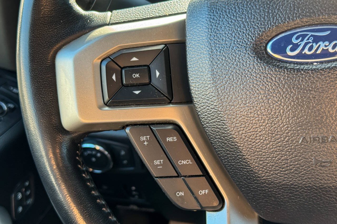 Used 2021 Ford F350 Lariat w/ Lariat Ultimate Package AWD/4WD image 28