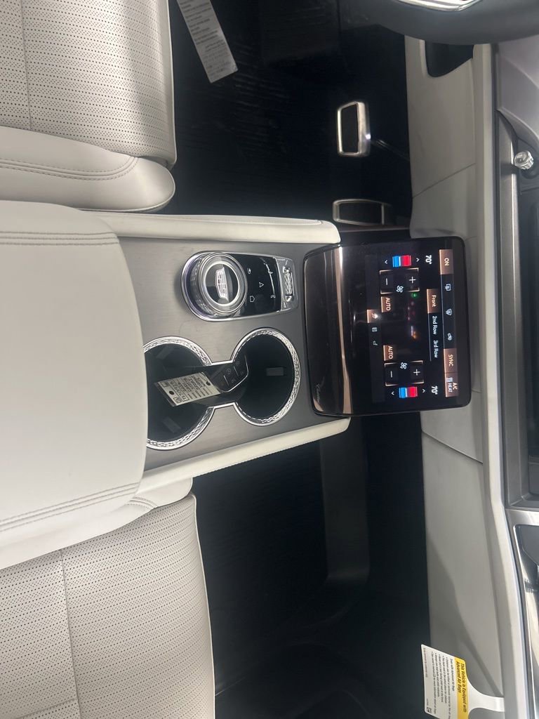 Used 2026 Cadillac Vistiq Sport w/ LPO, Floor Liner Package image 17