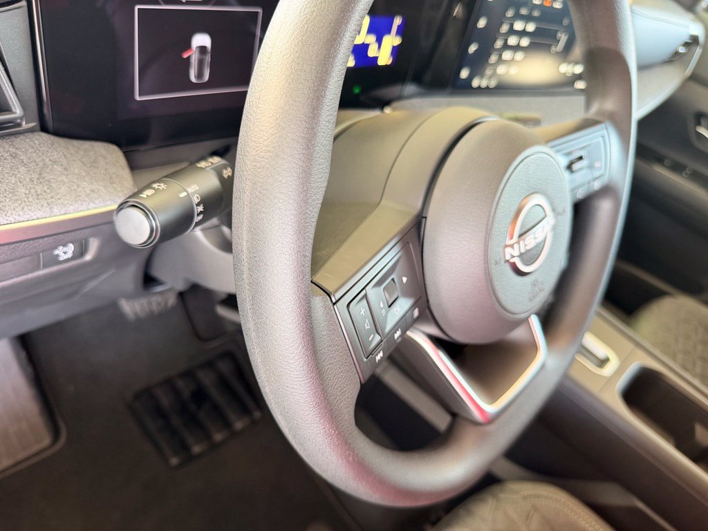 Used 2026 Nissan Kicks SV w/ Cold Weather Package FWD image 19