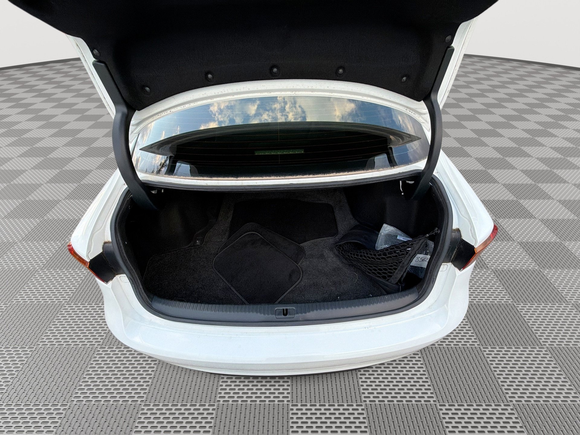 Used 2018 Lexus IS 300 F Sport w/ F Sport Package RWD image 21