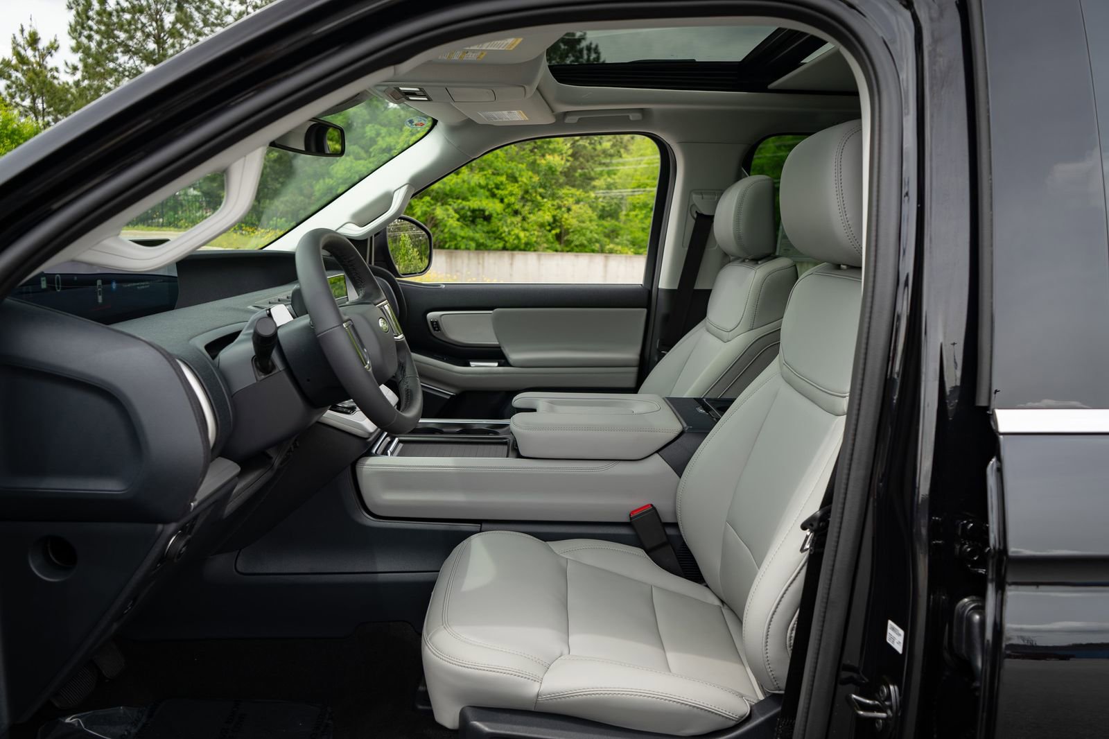 New 2026 Ford Expedition Active AWD/4WD image 14