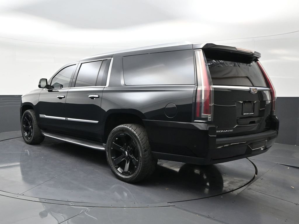 Used 2019 Cadillac Escalade ESV Premium Luxury image 3
