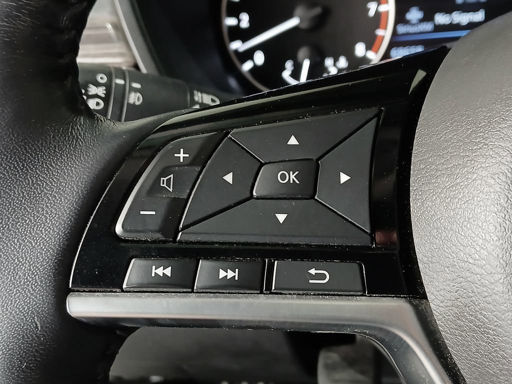 Used 2020 Nissan Altima 2.0 Platinum FWD image 26