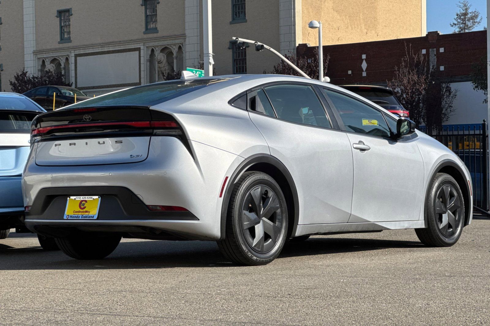 Used 2024 Toyota Prius LE image 4