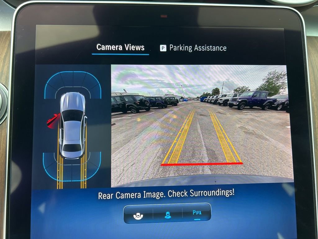 Used 2025 Mercedes-Benz C 300 4MATIC Sedan image 16