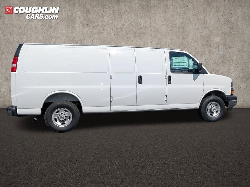 New 2025 Chevrolet Express 3500 Extended w/ Driver Convenience Package image 8