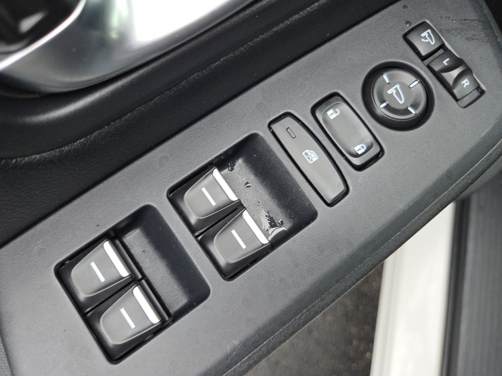 Used 2024 Honda Pilot Elite image 33