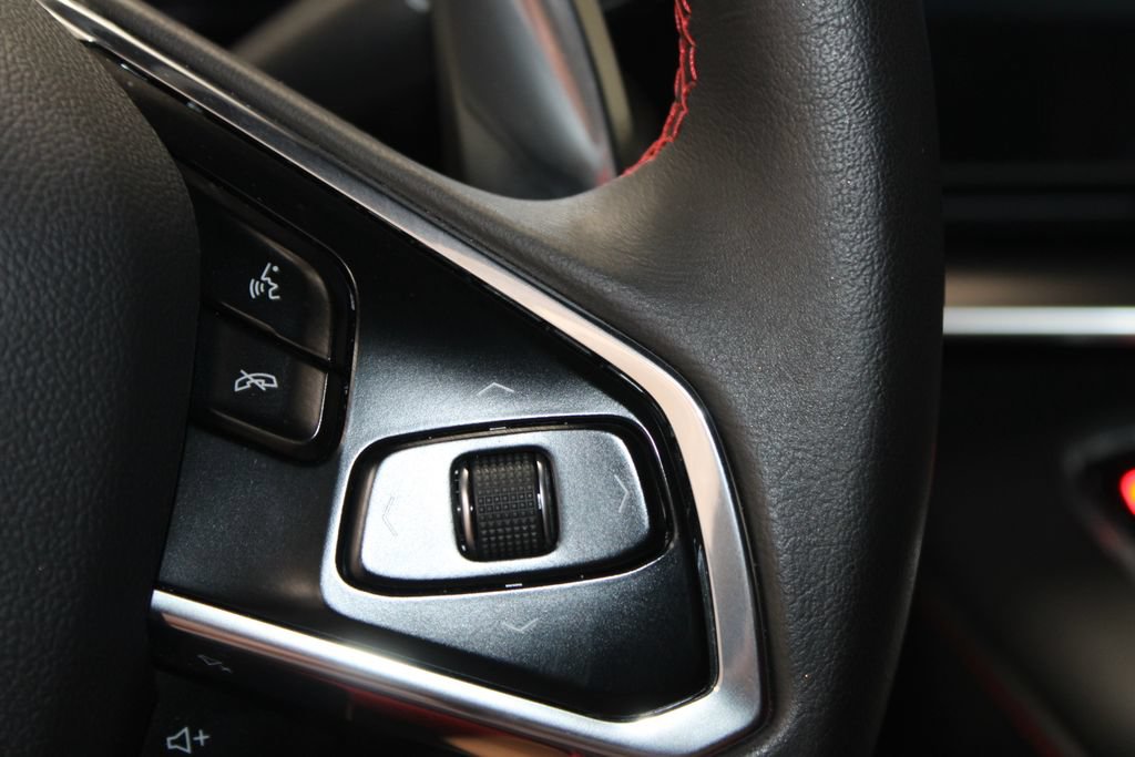 Used 2024 Chevrolet Corvette Stingray Coupe w/ 1LT RWD image 36