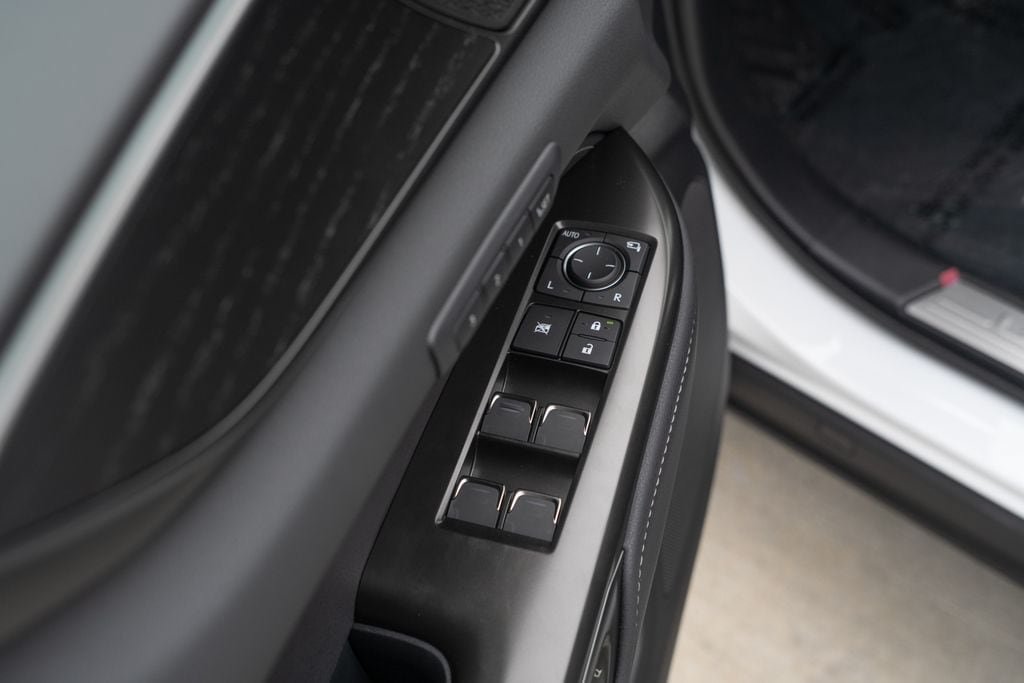 New 2026 Lexus NX 450h+ AWD w/ Accessory Package (Z1) image 31