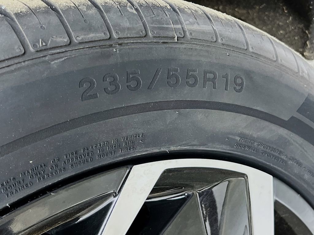 Used 2024 Hyundai Ioniq 5 SEL image 40