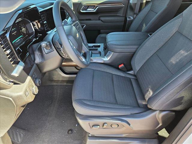 New 2026 Chevrolet Silverado 1500 LT w/ LPO, Dark Essentials Package image 4
