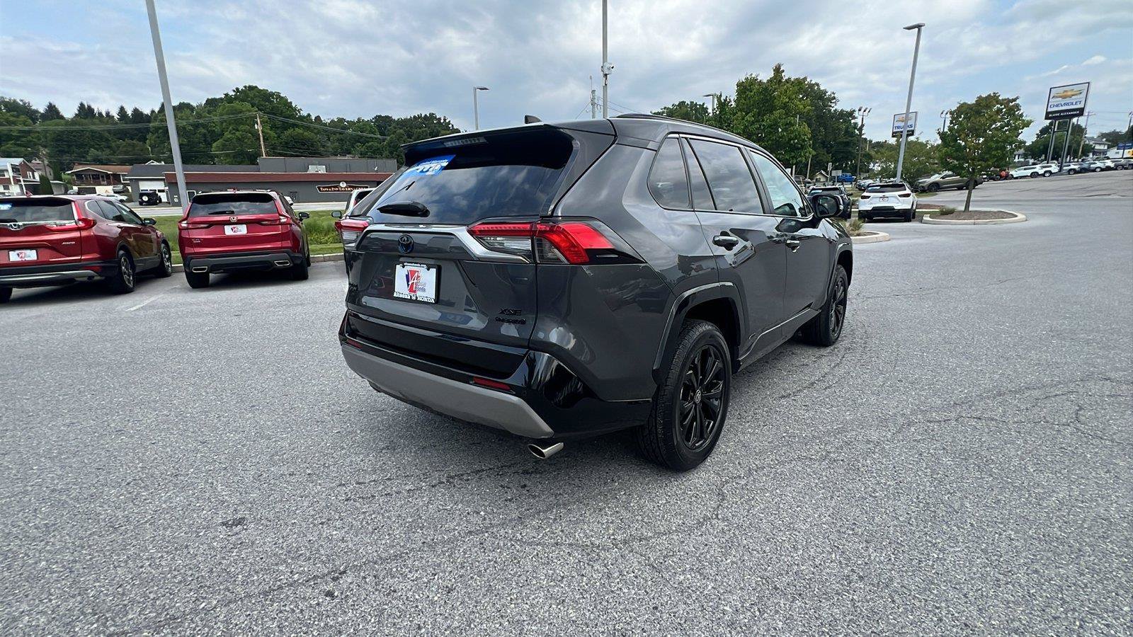 Used 2024 Toyota RAV4 XSE w/ Advanced Technology Package AWD/4WD image 4
