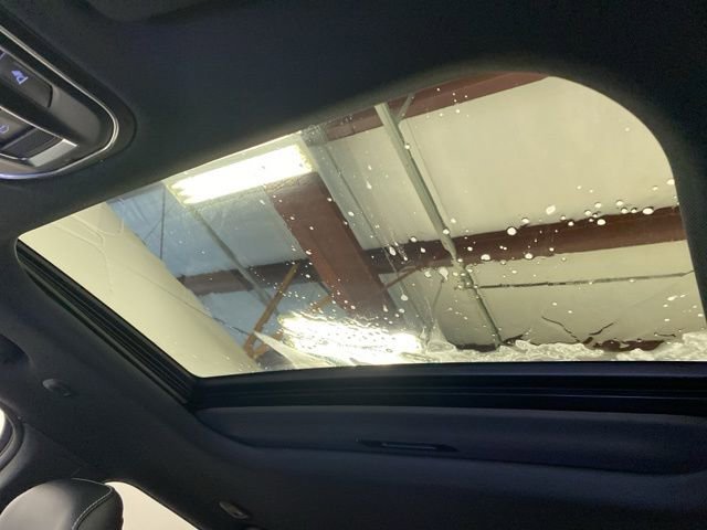 Used 2026 Jeep Grand Cherokee Laredo AWD/4WD image 15