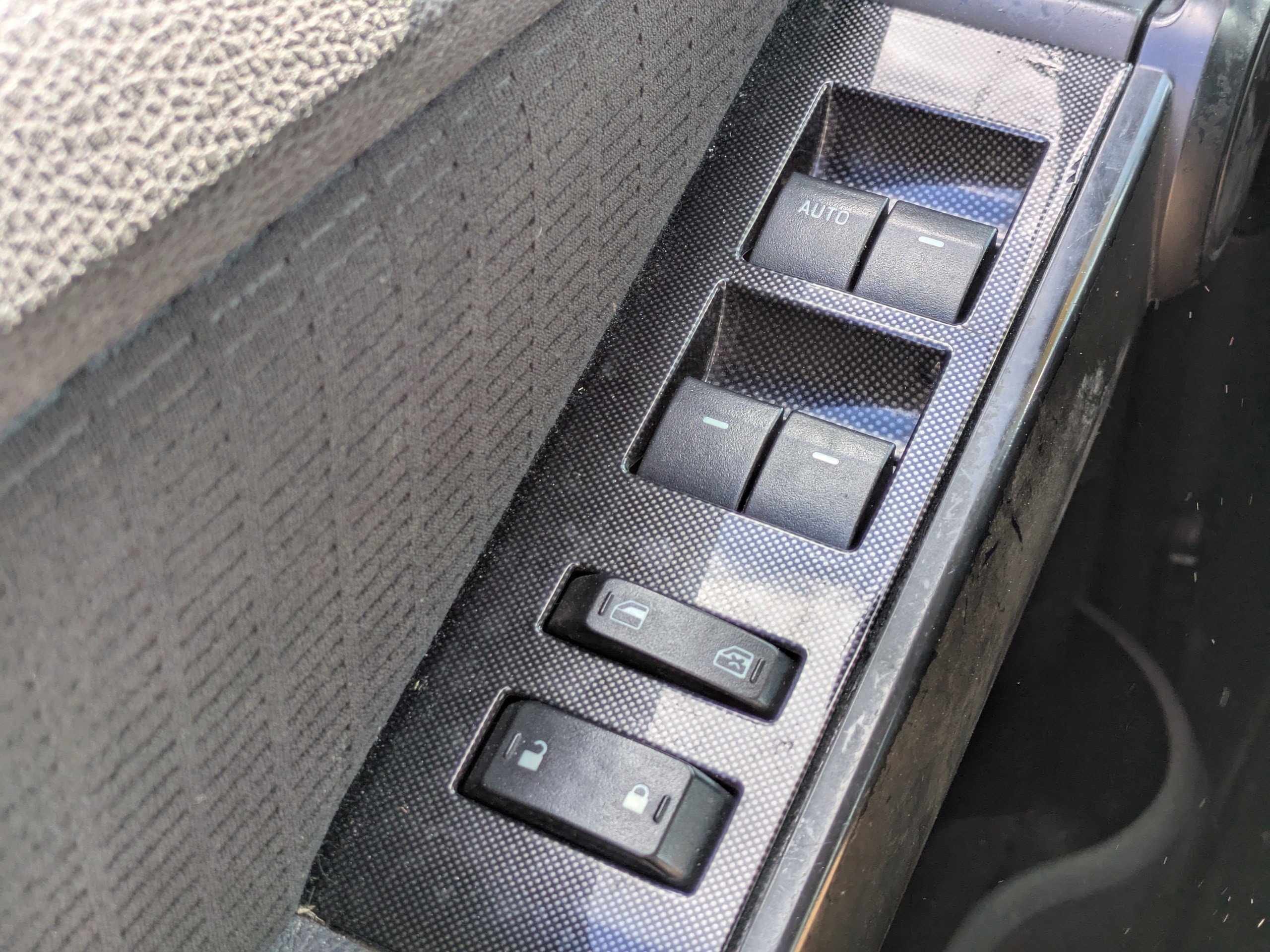 Used 2010 Ford Explorer Sport Trac XLT image 21