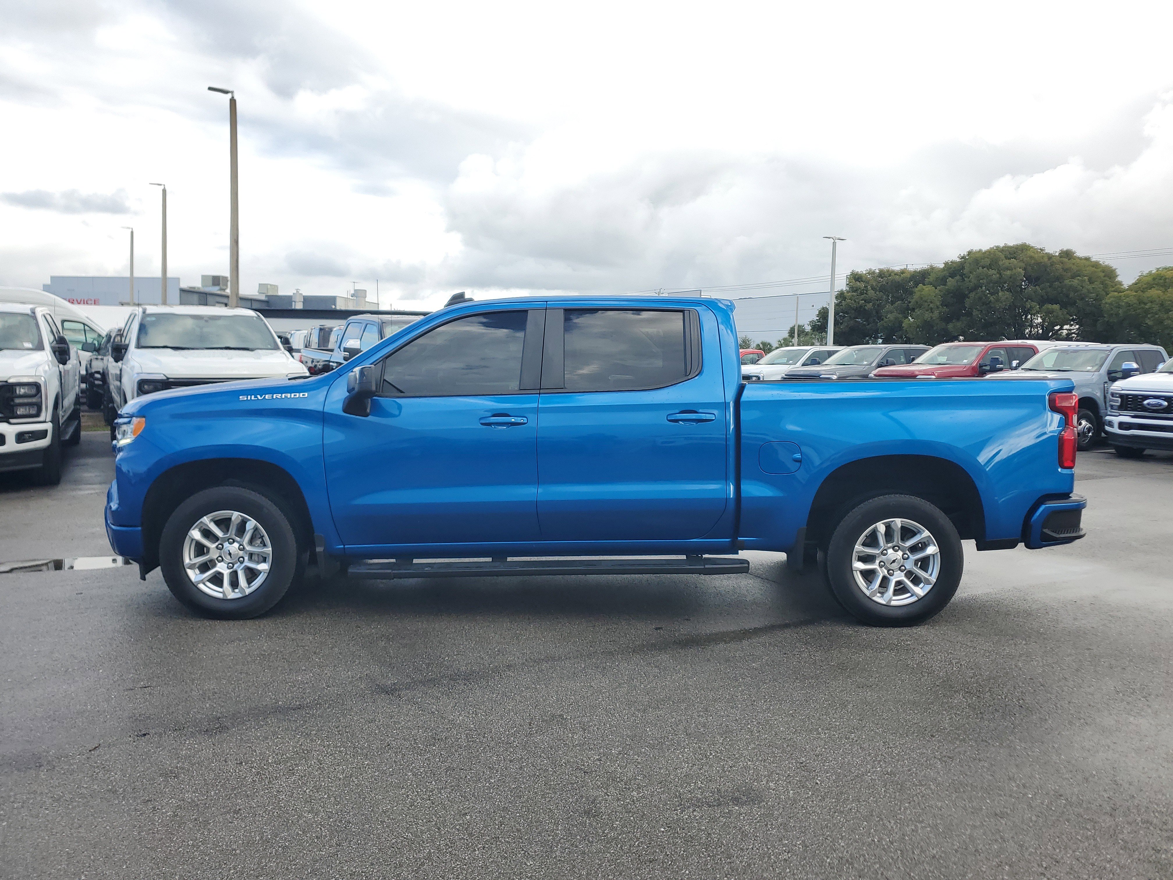 Used 2023 Chevrolet Silverado 1500 RST image 8