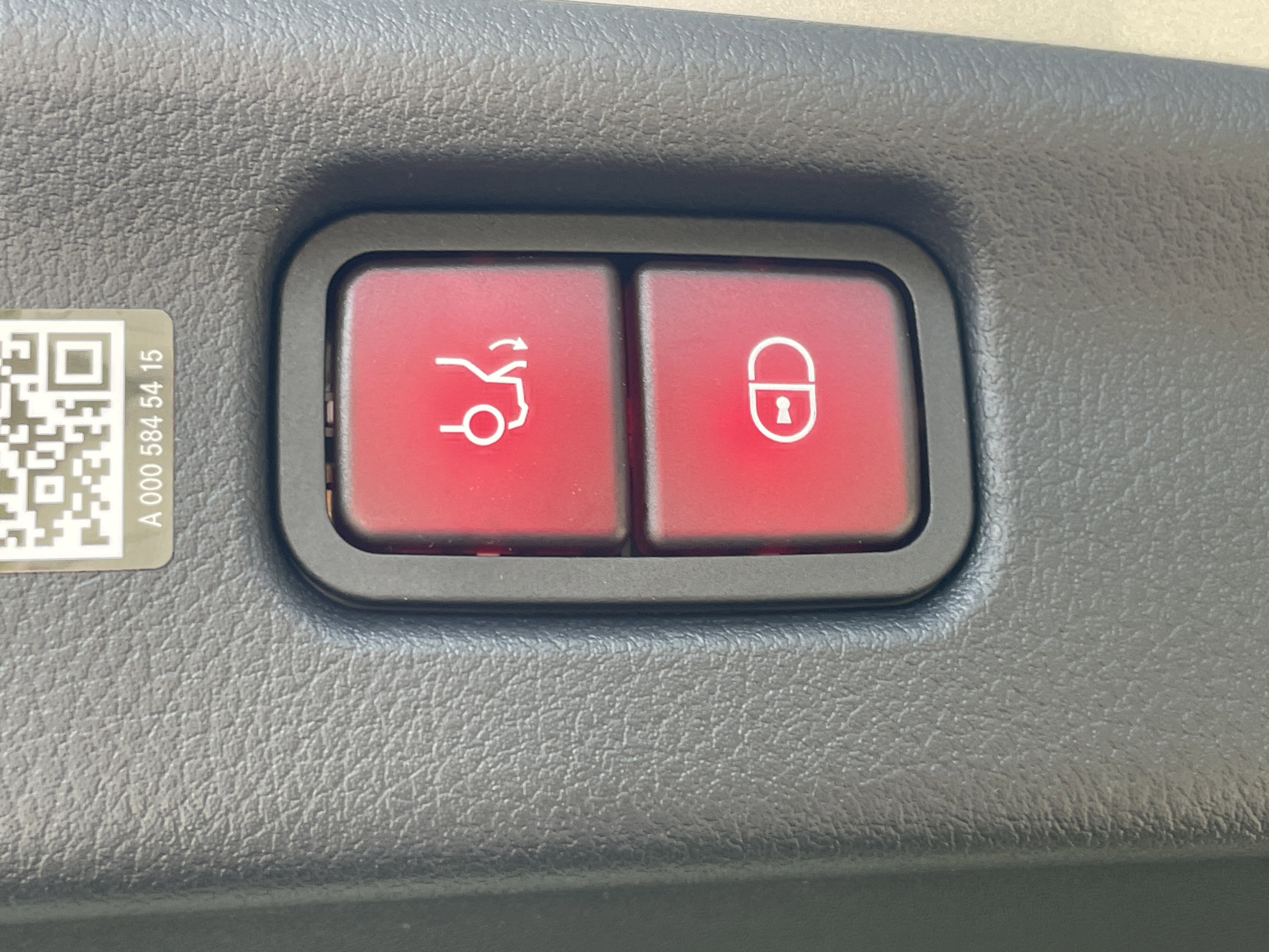 New 2026 Mercedes-Benz C 300 Sedan image 12