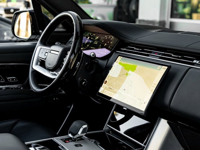 Used 2024 Land Rover Range Rover SE image 30