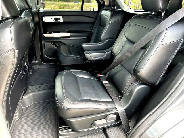 Used 2023 Ford Explorer Limited w/ Limited Technology Package image 19