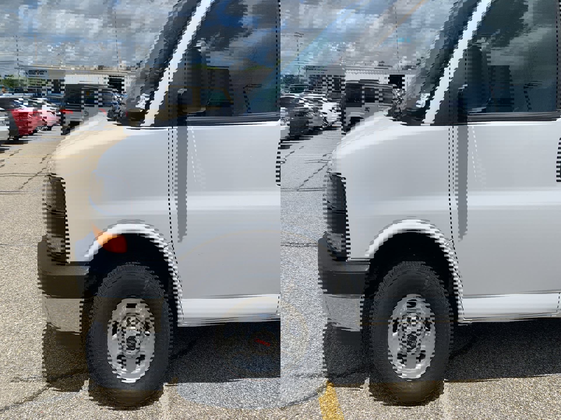 New 2025 GMC Savana 2500 Work Van w/ Driver Convenience Package image 40