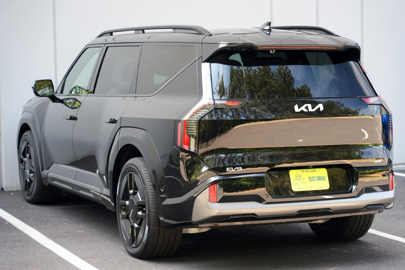 Used 2025 Kia EV9 GT-Line AWD/4WD image 54