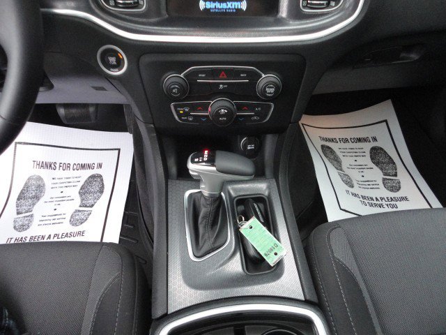 Used 2016 Dodge Charger SXT w/ Rallye Group image 7