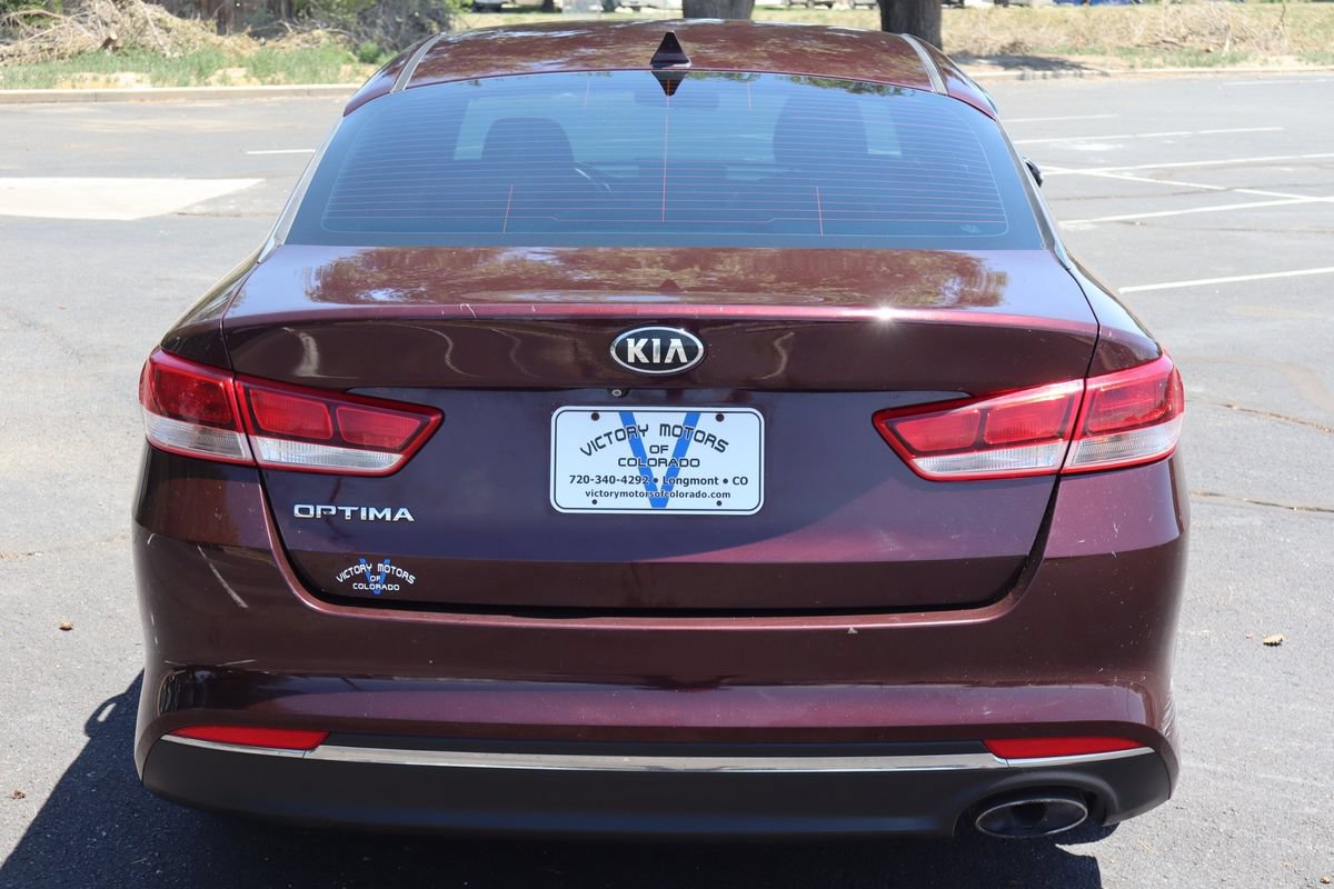 Used 2017 Kia Optima LX w/ Option Group 014 FWD image 6